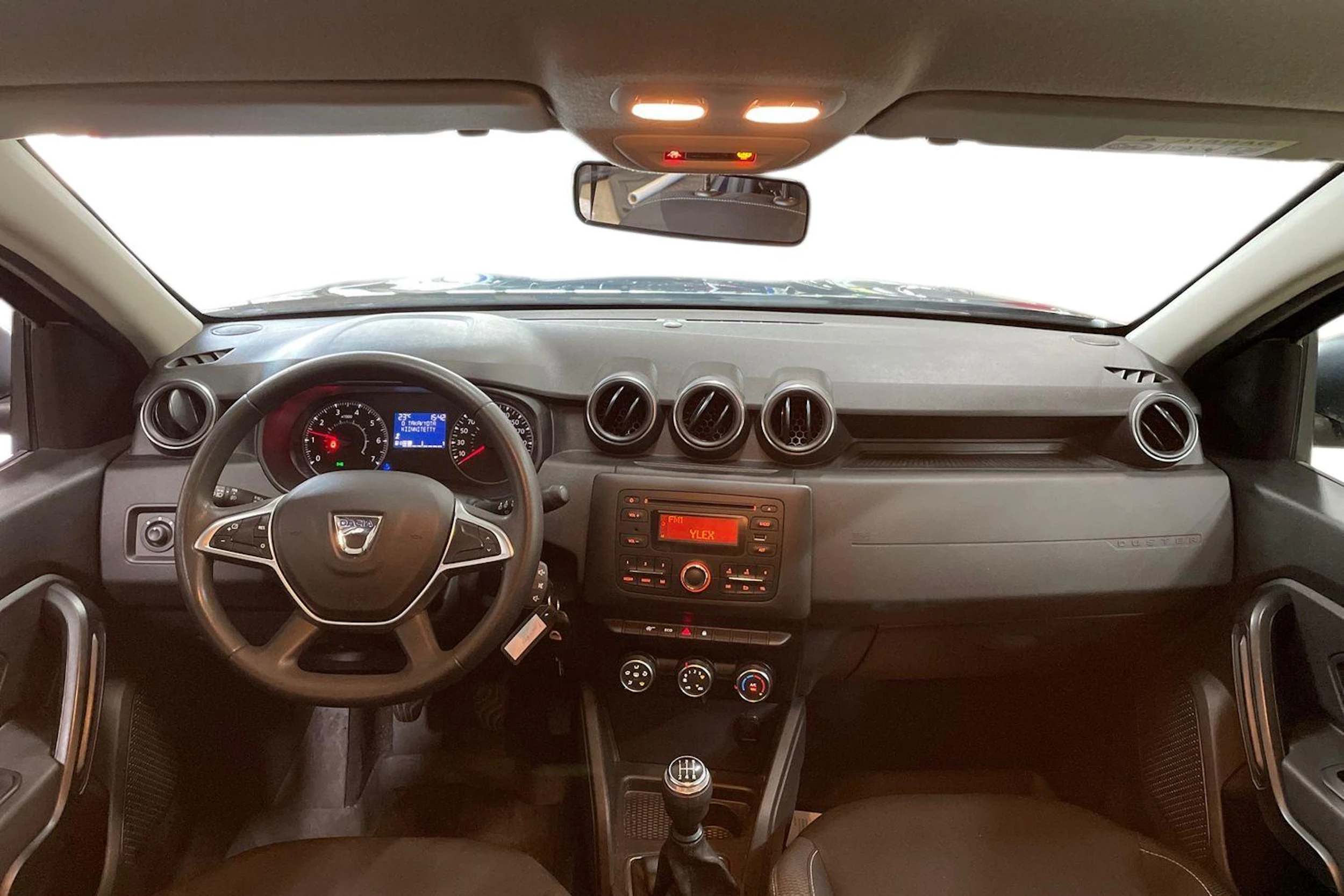 sininen Dacia Duster 2019 kuva 7.