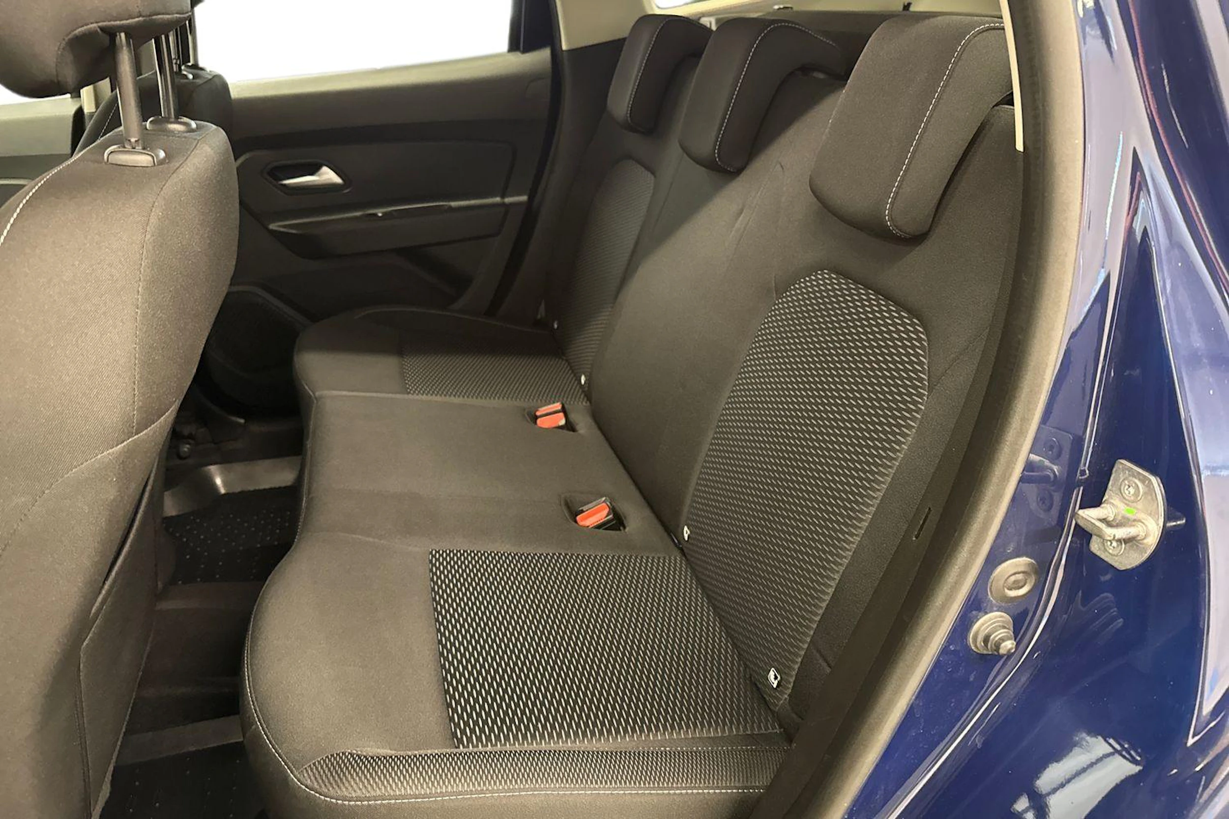 sininen Dacia Duster 2019 kuva 8.
