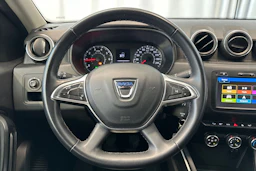 harmaa Dacia Duster 2020 kuva 16.