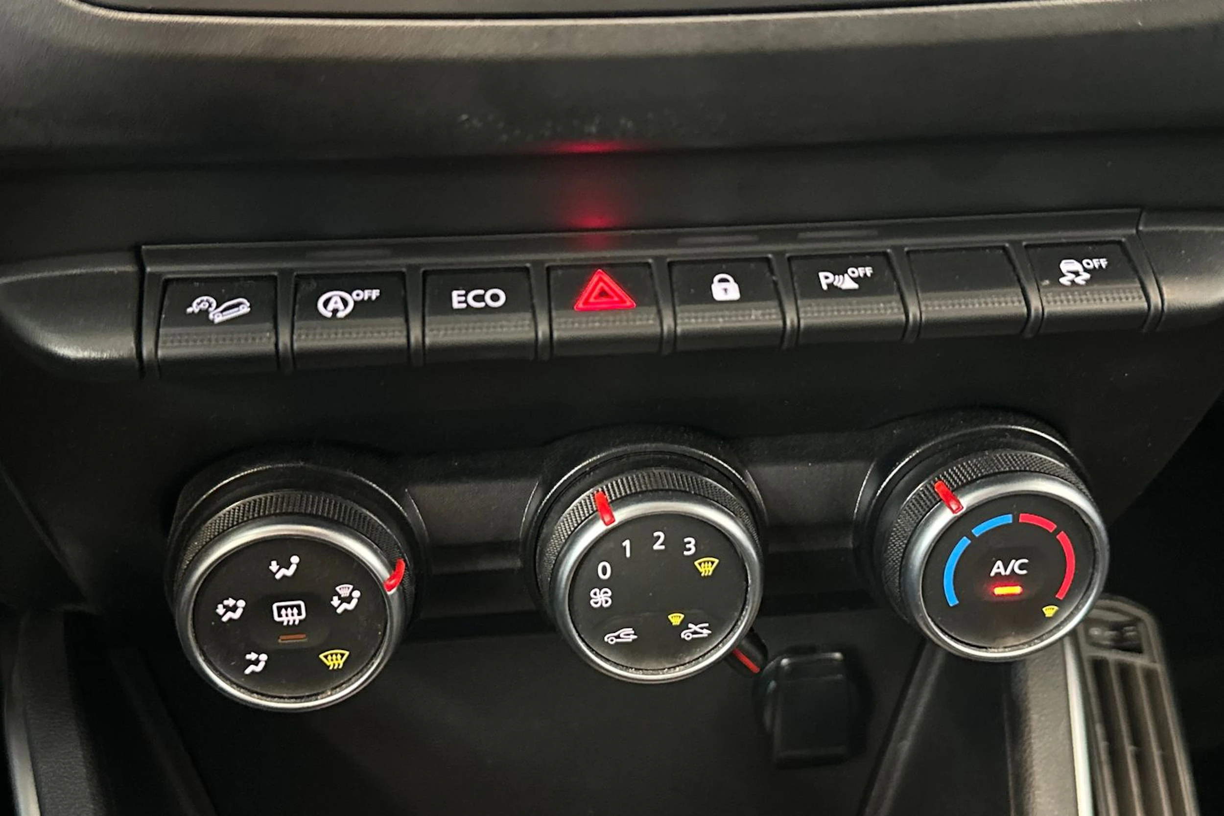 harmaa Dacia Duster 2020 kuva 25.