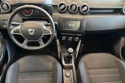Punainen Dacia Duster 2020 kuva 7.