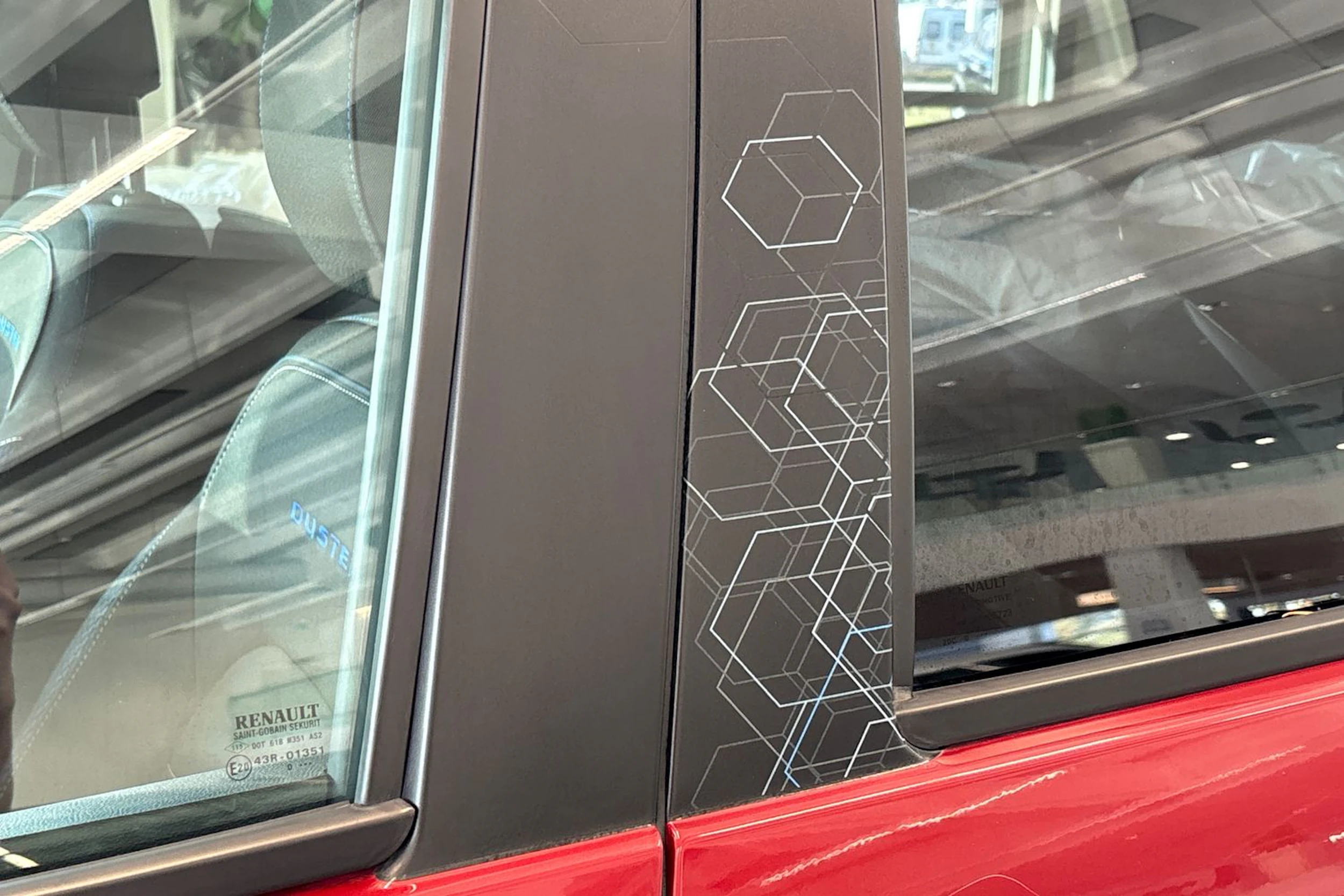 Punainen Dacia Duster 2020 kuva 16.