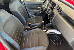 Punainen Dacia Duster 2020 kuva 20.