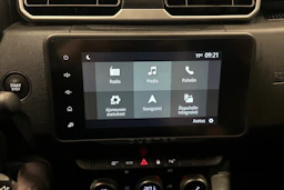 vihreä Dacia Duster 2023 kuva 19.