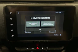 vihreä Dacia Duster 2023 kuva 22.