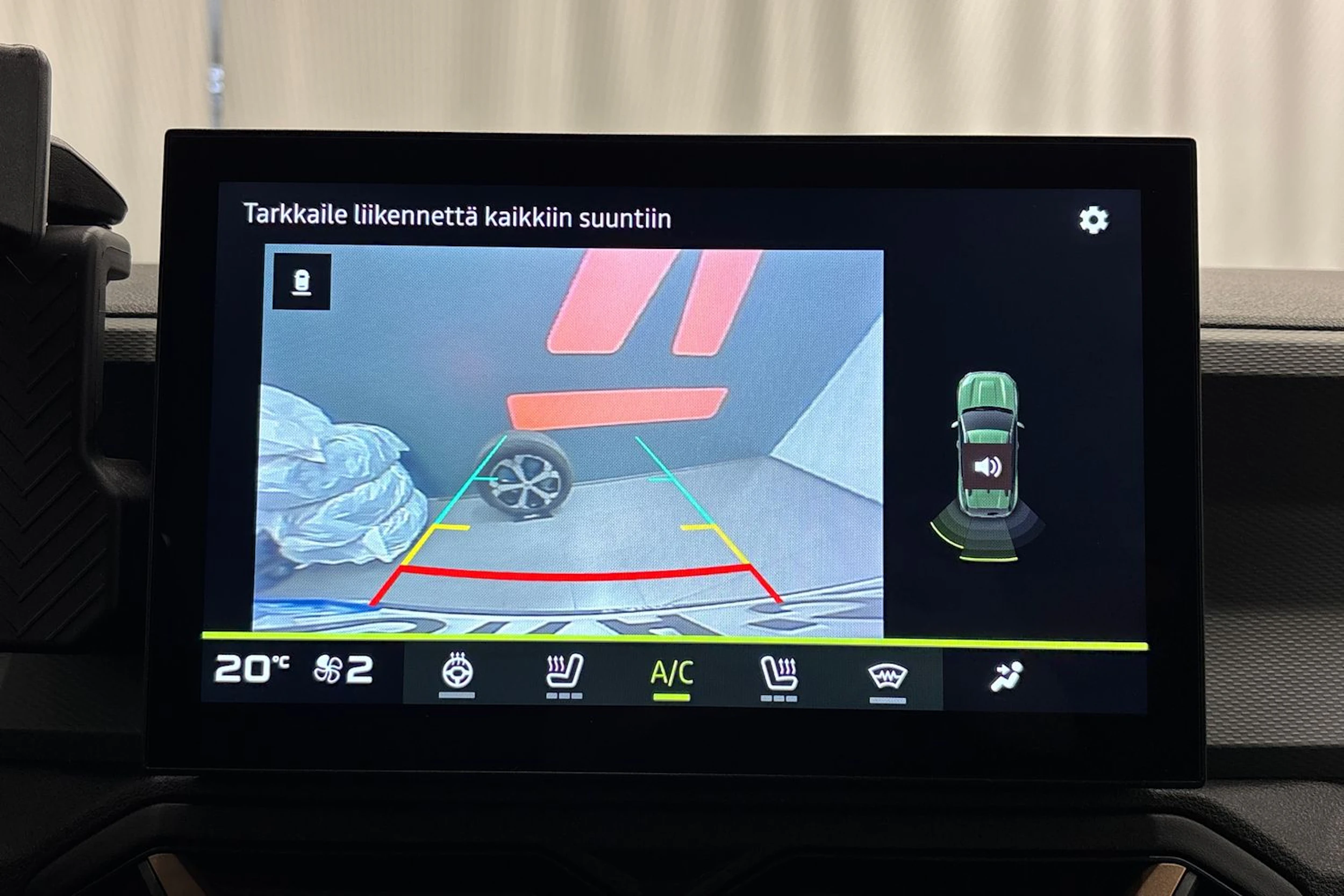 harmaa Dacia Duster 2024 kuva 16.