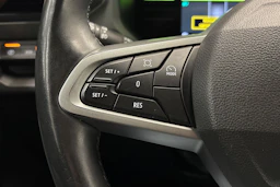 harmaa Dacia Duster 2024 kuva 13.