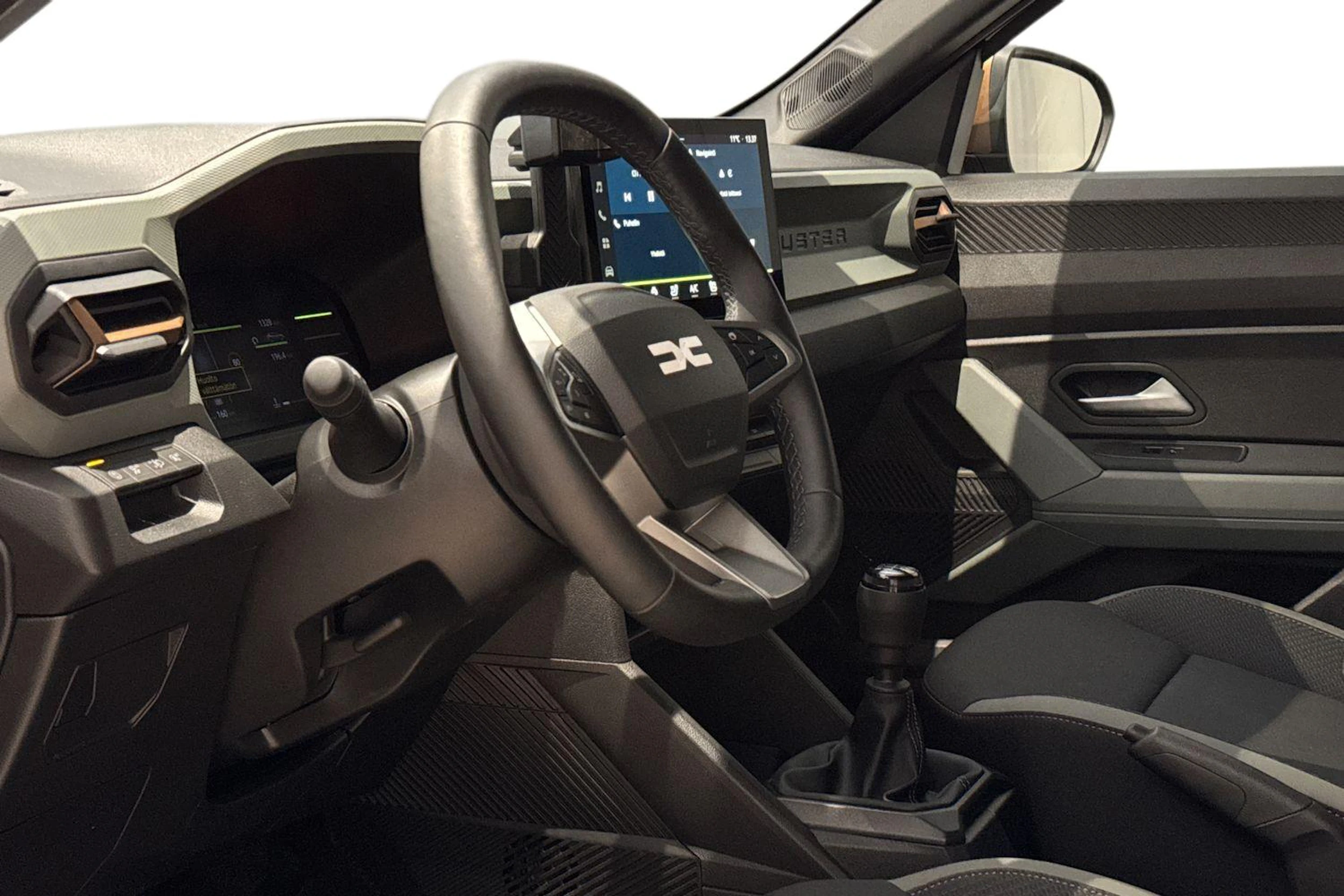 harmaa Dacia Duster 2025 kuva 8.