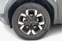 harmaa Dacia Duster 2025 kuva 12.
