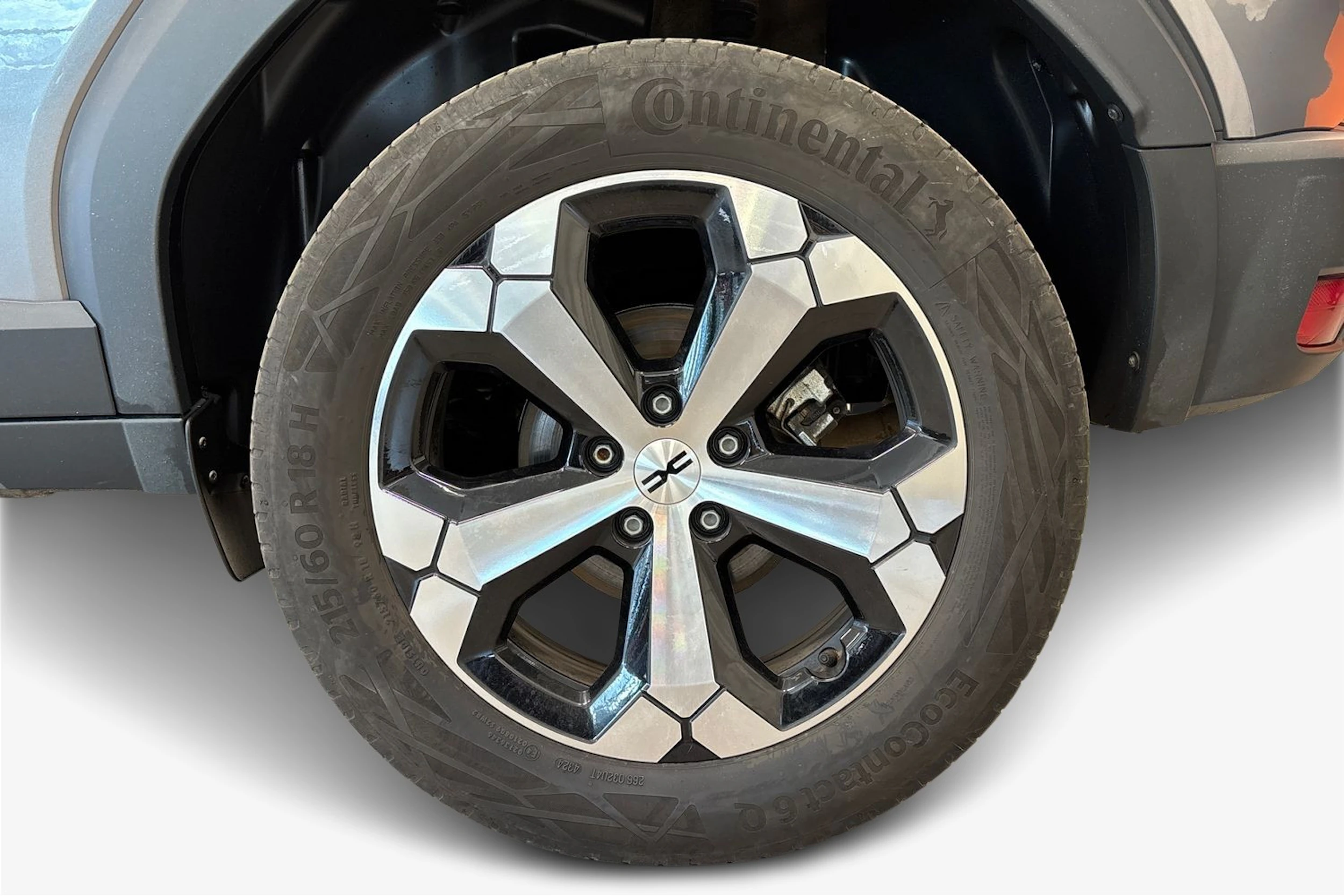 harmaa Dacia Duster 2025 kuva 9.
