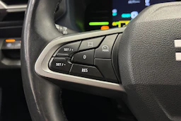 harmaa Dacia Duster 2025 kuva 13.