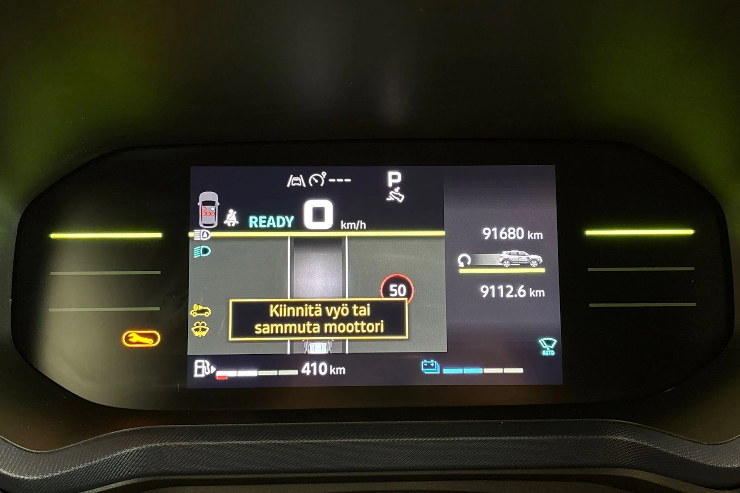 Harmaa Dacia Duster 2025 kuva 15.