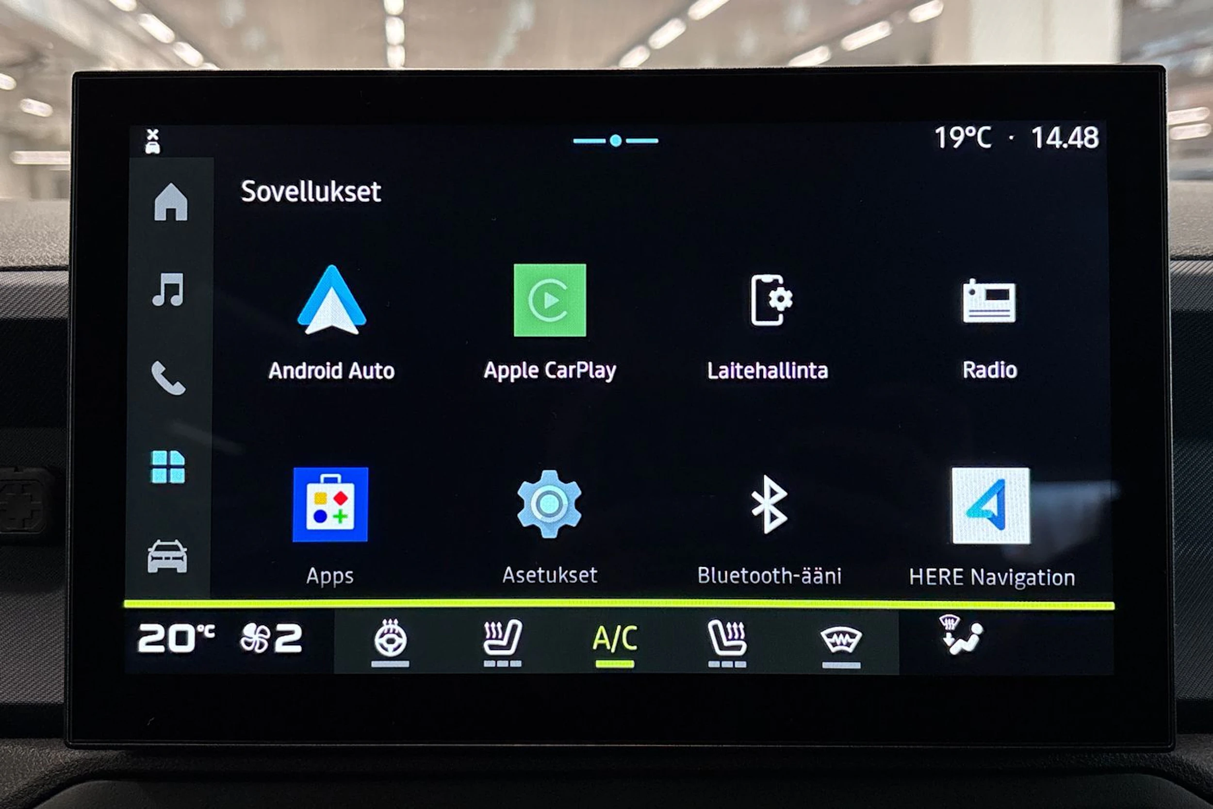 Harmaa Dacia Duster 2025 kuva 17.