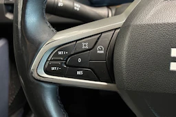 Harmaa Dacia Duster 2025 kuva 13.