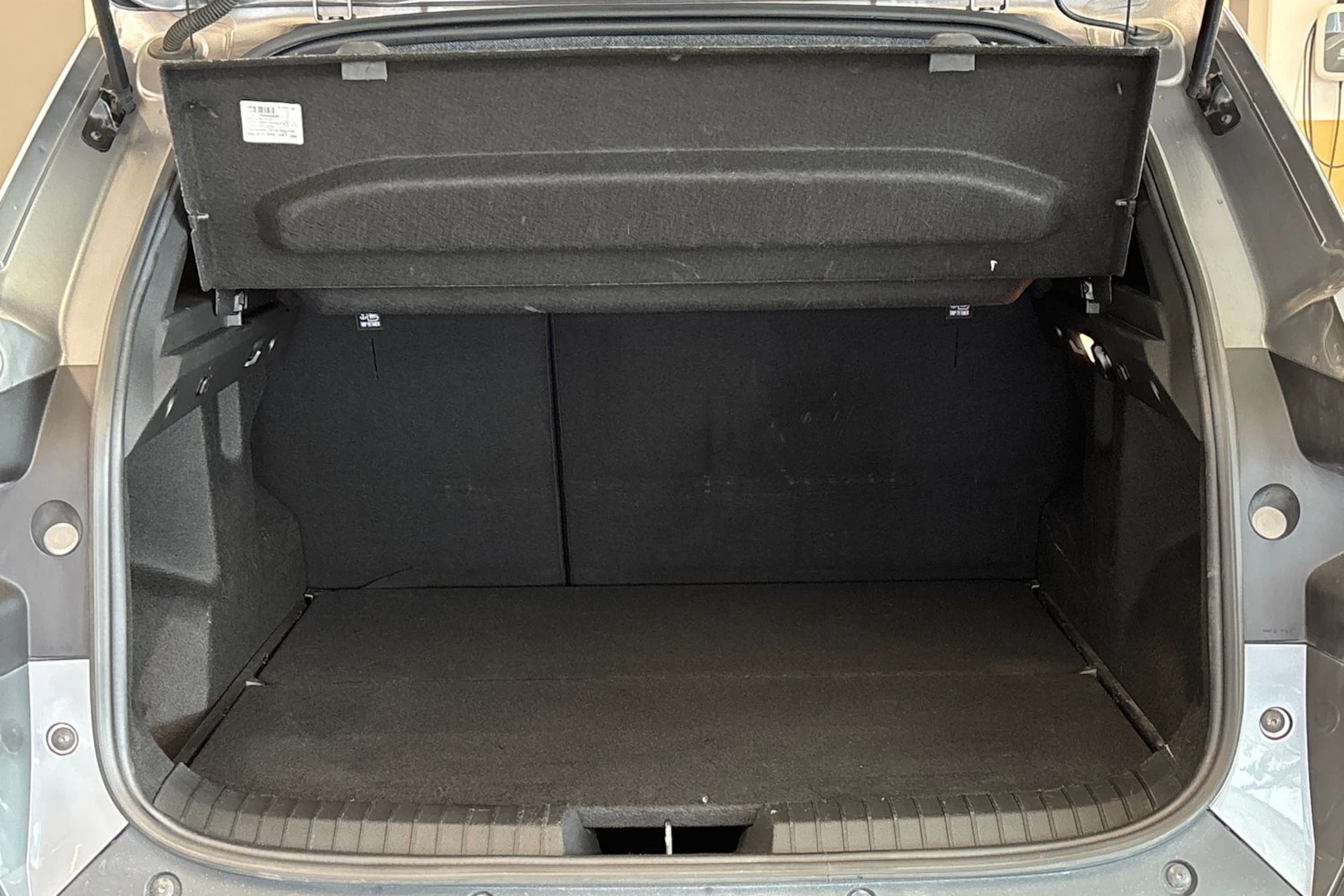 Harmaa Dacia Duster 2025 kuva 21.