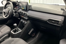 valkoinen Dacia Jogger 2022 kuva 15.