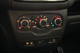 sininen Dacia Lodgy 2020 kuva 26.