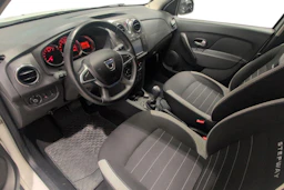 valkoinen Dacia Logan MCV 2018 kuva 3.