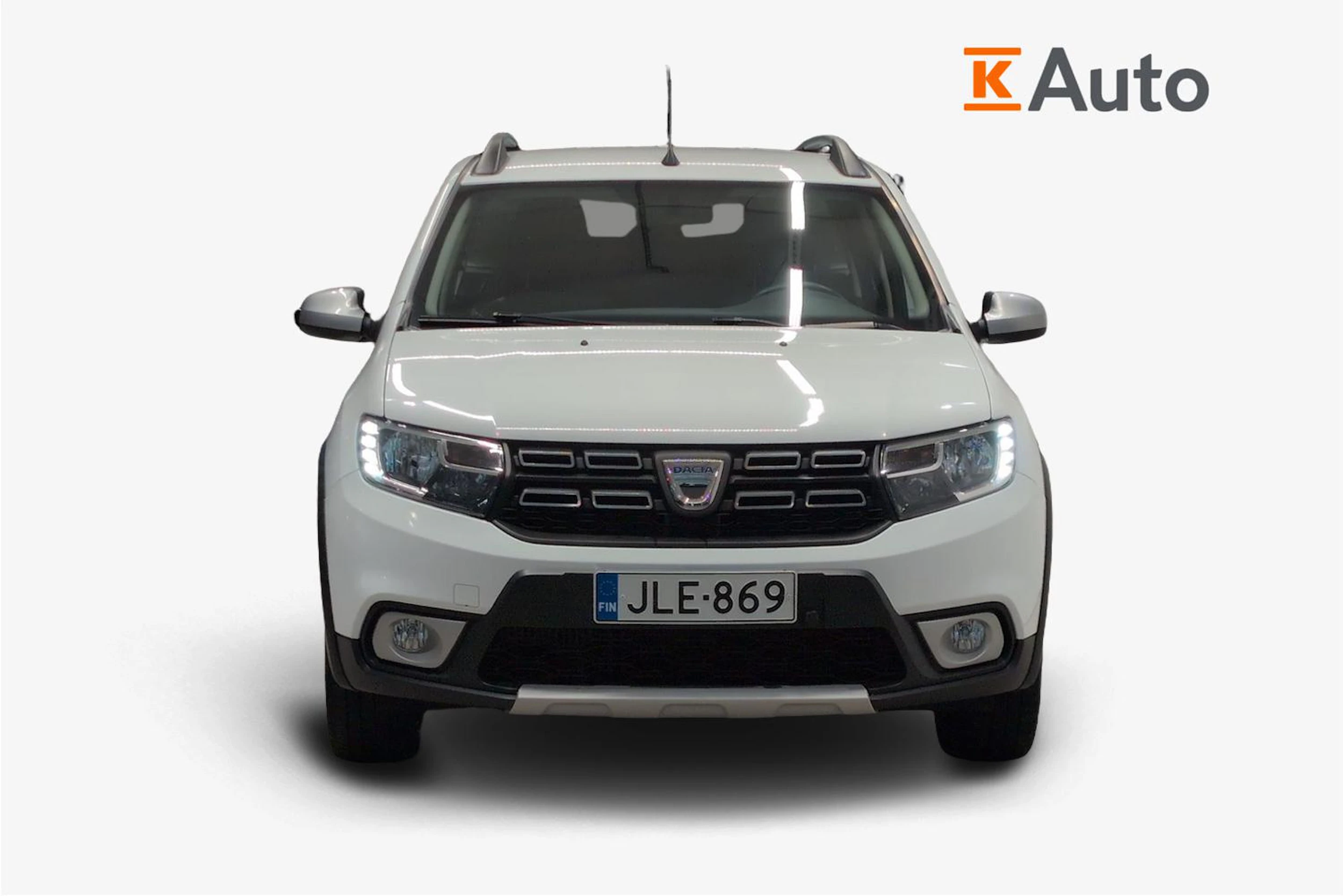 valkoinen Dacia Logan MCV 2018 kuva 4.