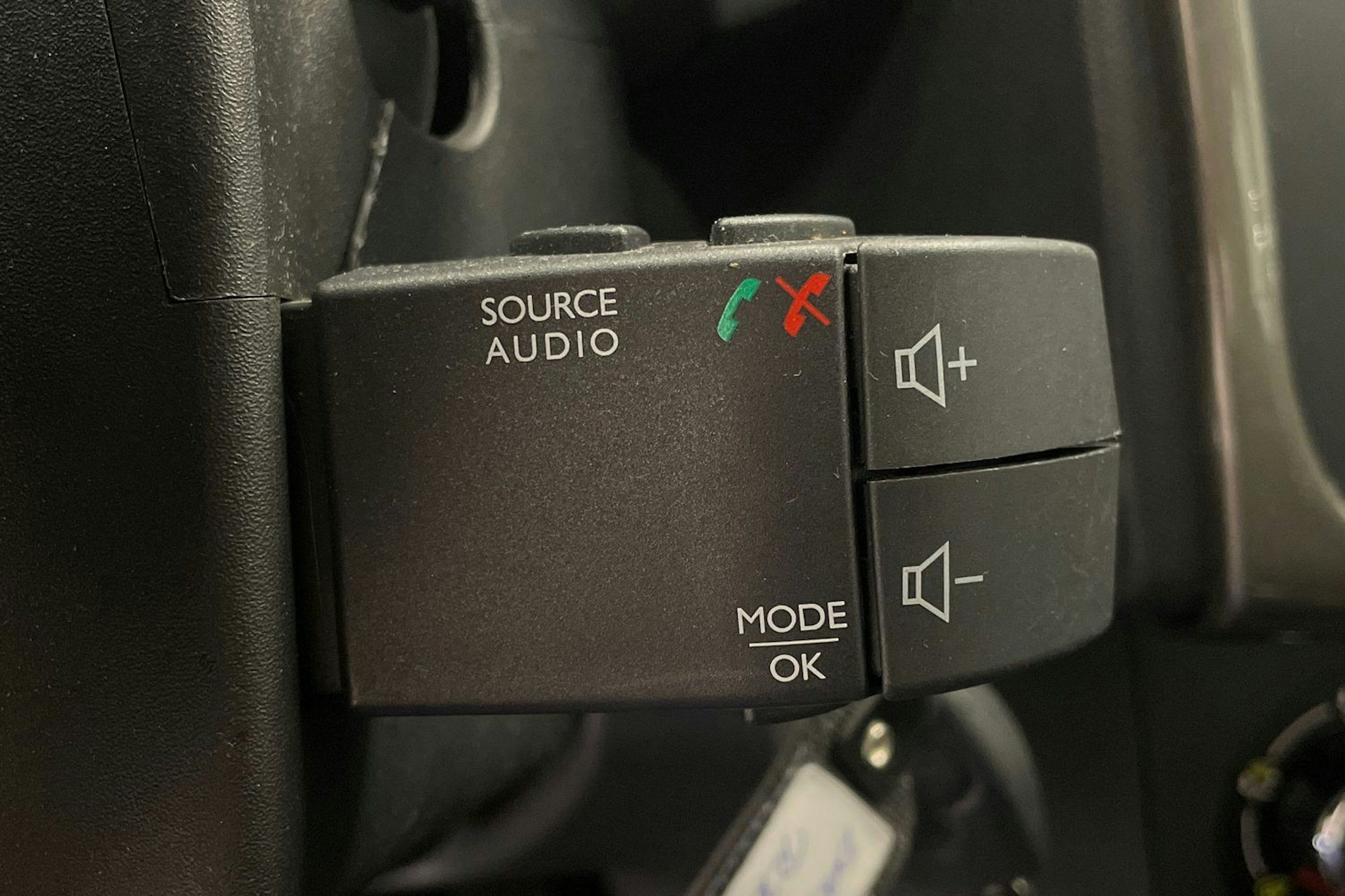 Harmaa Dacia SANDERO 2013 kuva 16.