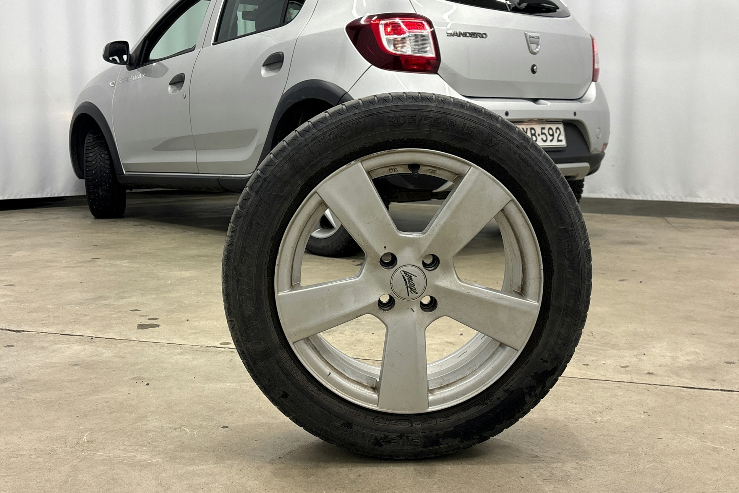 harmaa Dacia Sandero 2013 kuva 15.