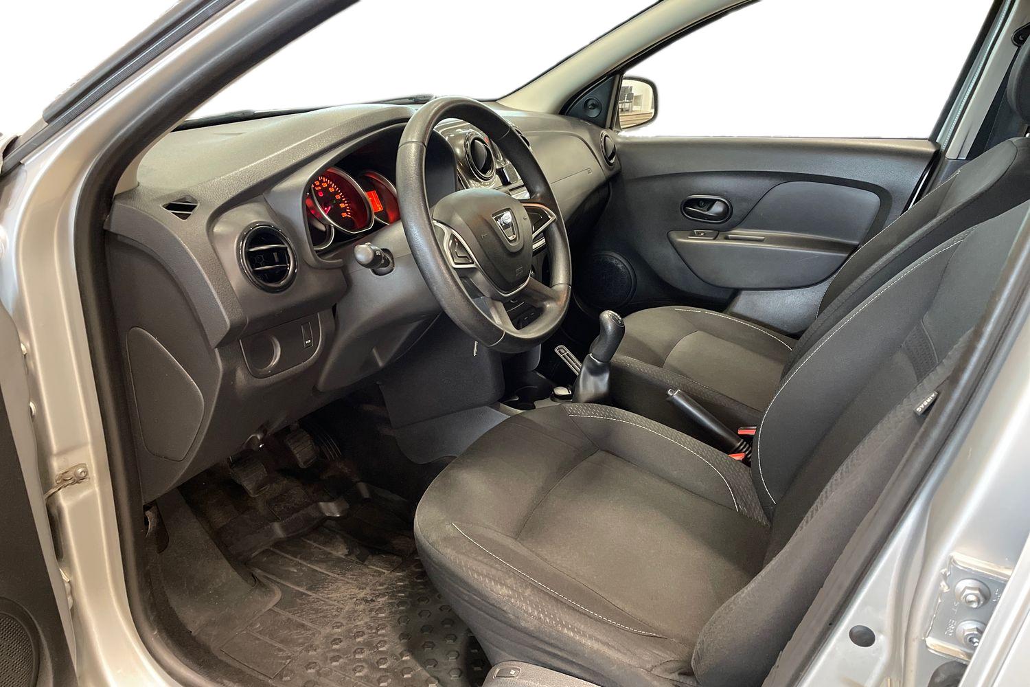 Dacia Sandero TCe 90 Ambiance 2017, kuva 7/23