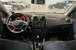 harmaa Dacia Sandero 2017 kuva 11.
