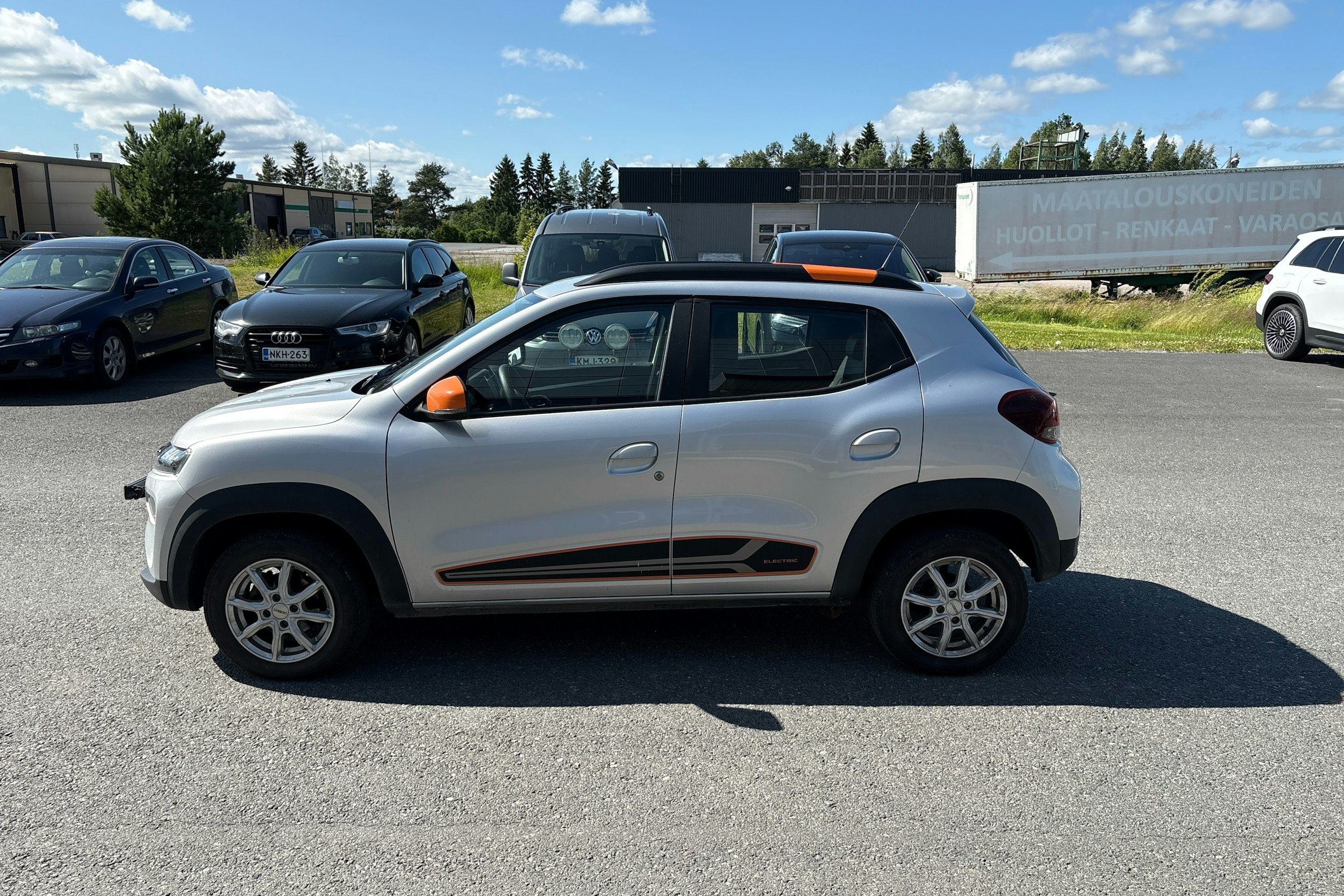 harmaa Dacia SPRING 2021 kuva 3.
