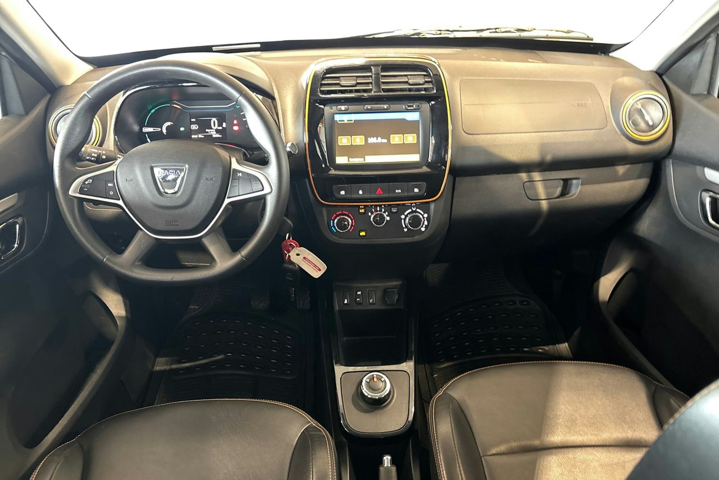 harmaa Dacia SPRING 2021 kuva 9.