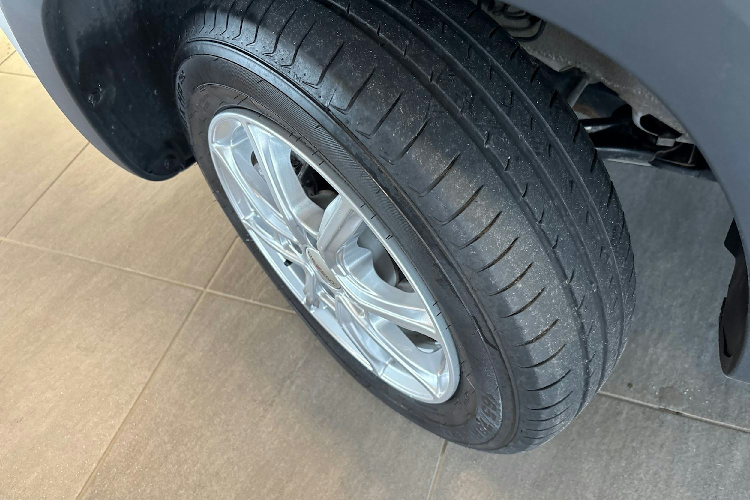 harmaa Dacia SPRING 2021 kuva 13.