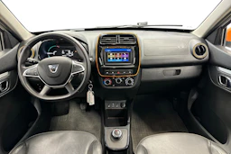 valkoinen Dacia Spring 2021 kuva 9.