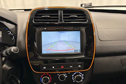 valkoinen Dacia Spring 2021 kuva 19.