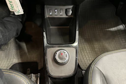 valkoinen Dacia Spring 2021 kuva 20.