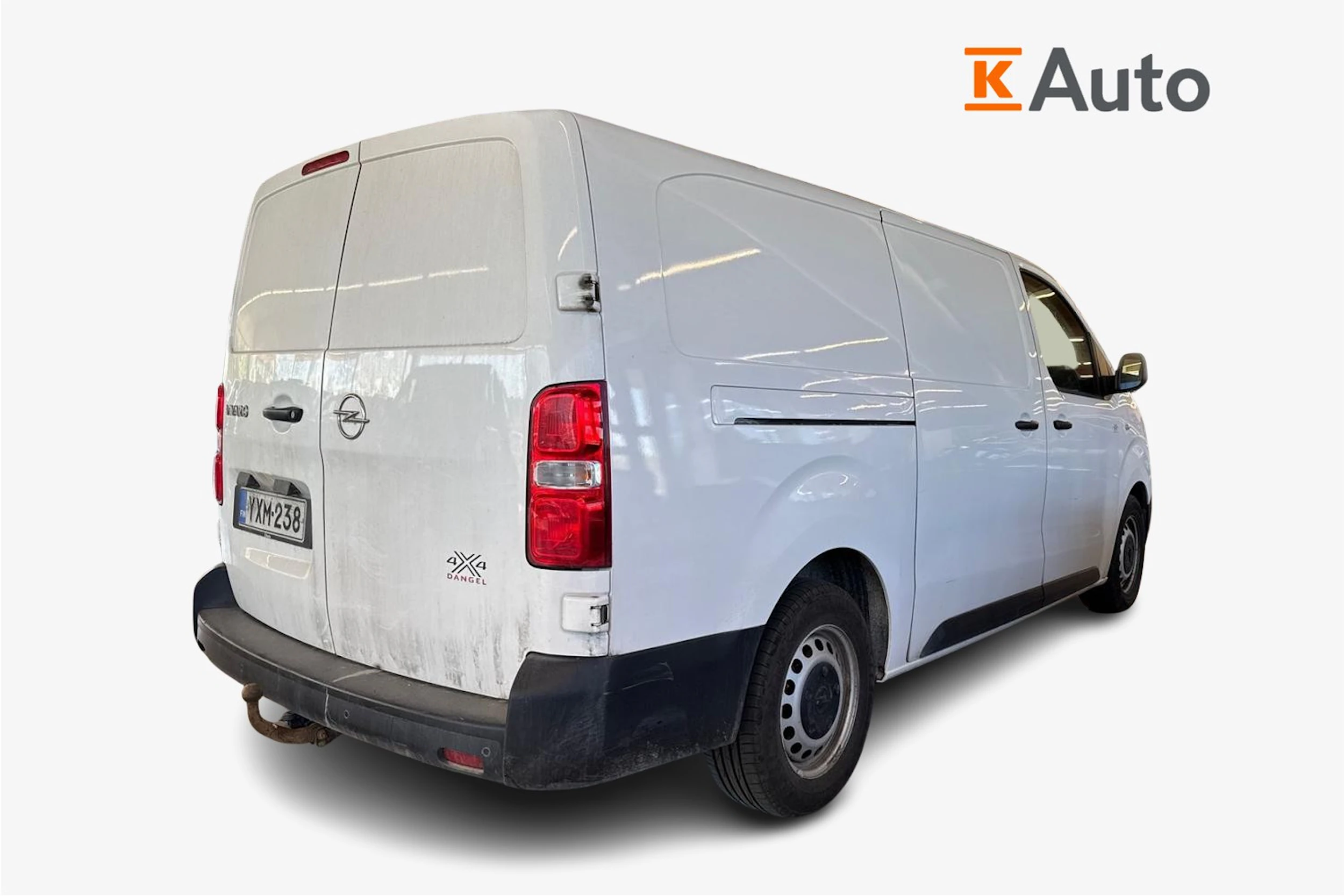 valkoinen Dangel Vivaro 2021 kuva 2.