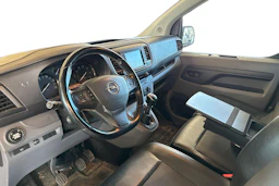 valkoinen Dangel Vivaro 2021 kuva 3.