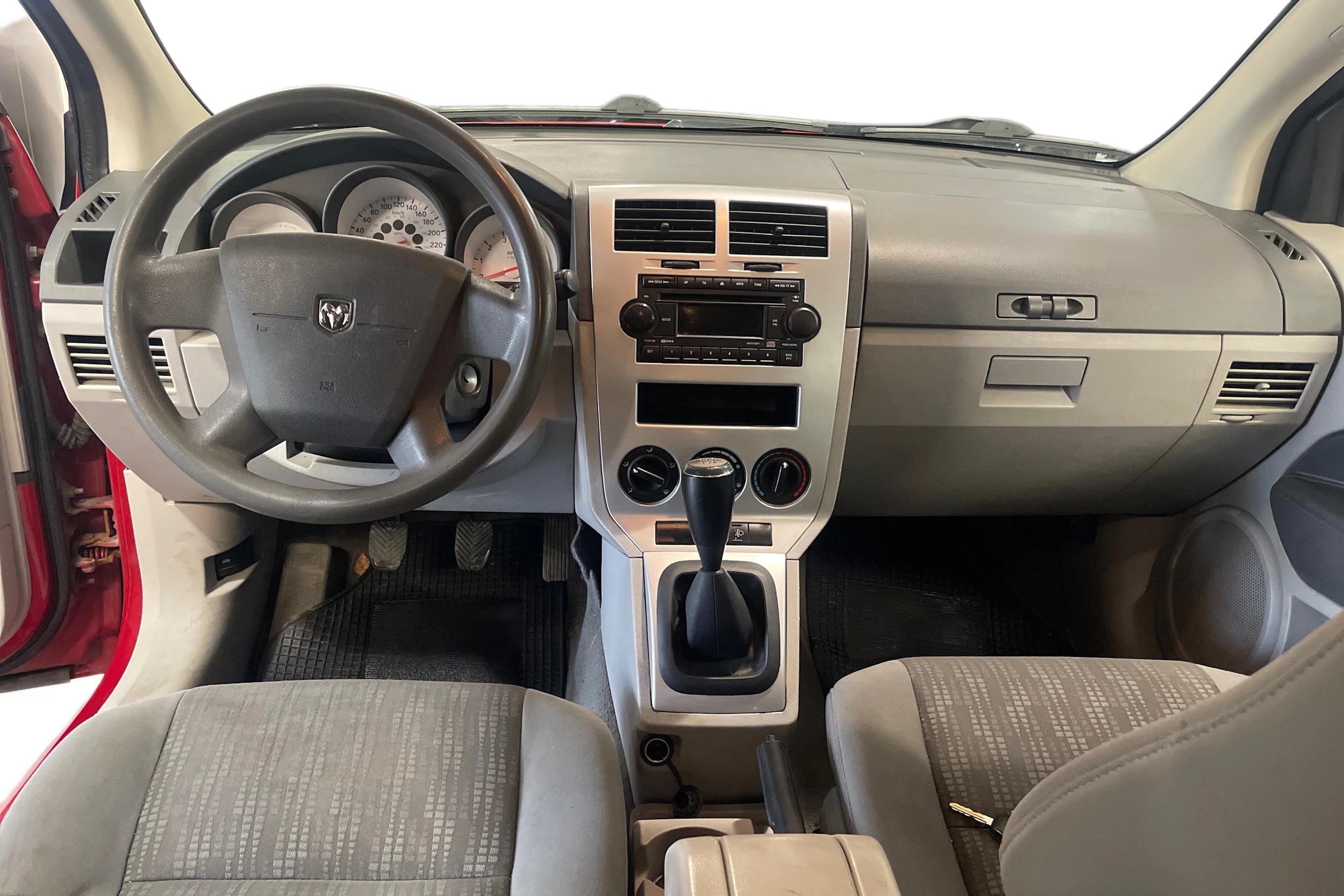 punainen Dodge Caliber 2006 kuva 7.