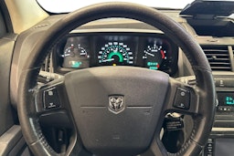 Musta Dodge Journey 2010 kuva 7.