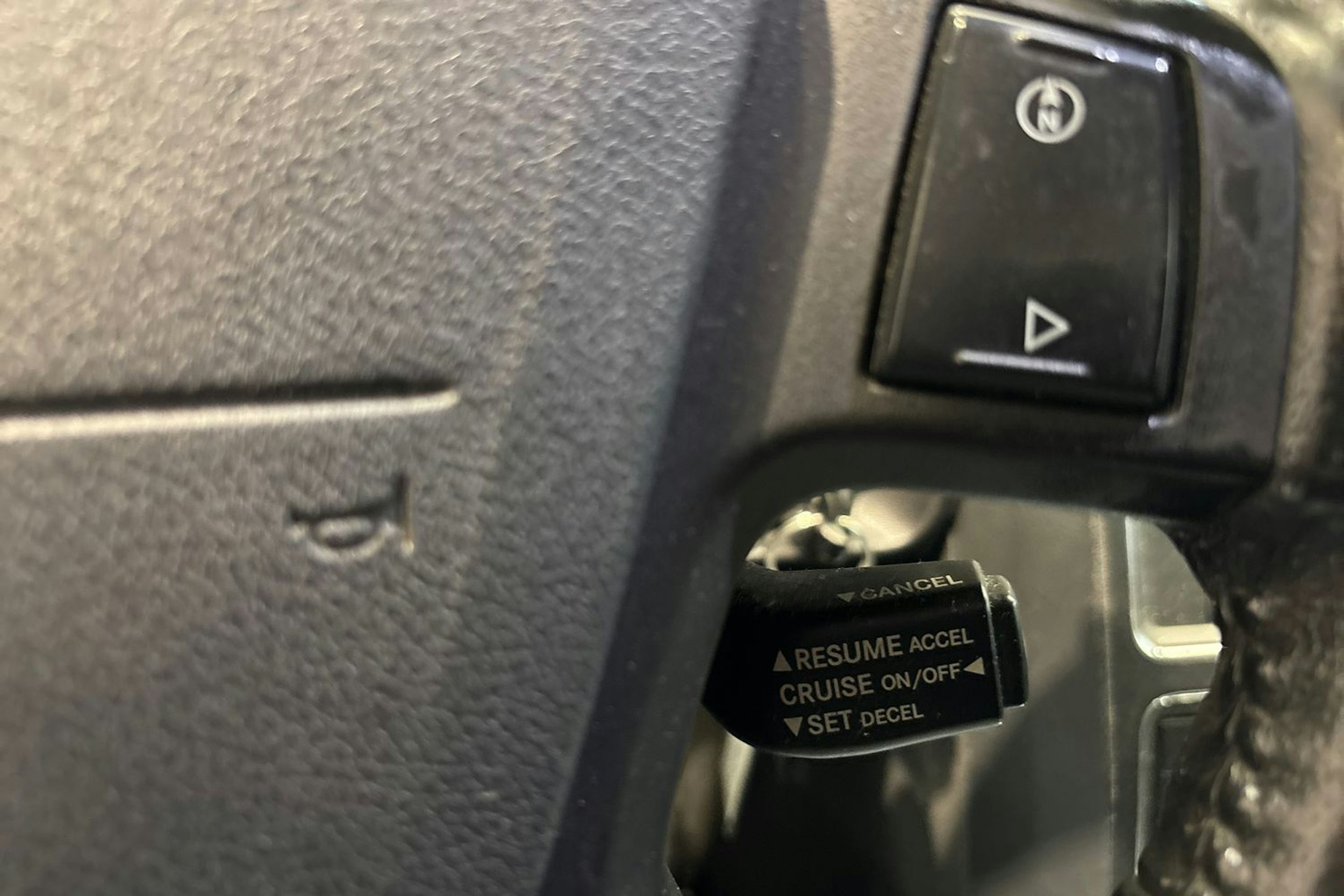 Musta Dodge Journey 2010 kuva 12.
