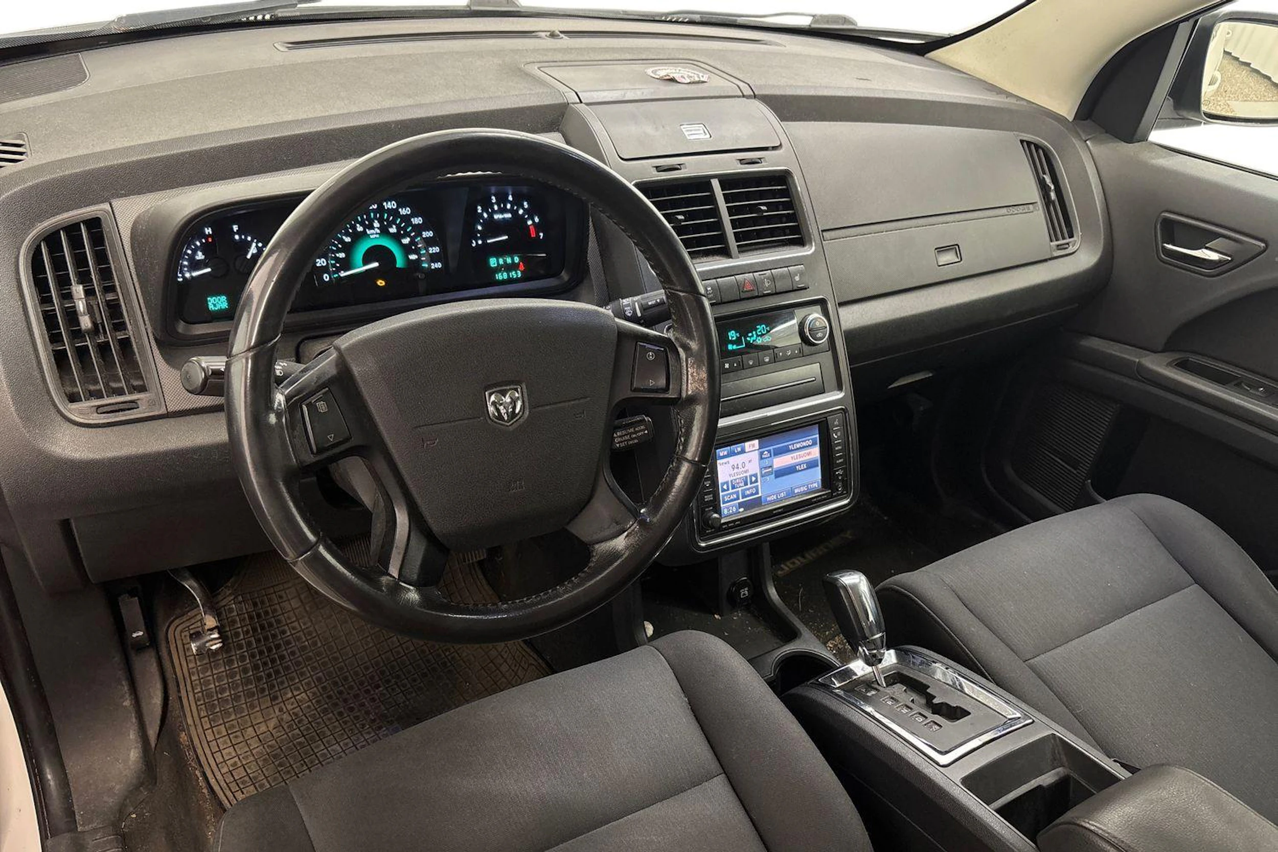 valkoinen Dodge Journey 2010 kuva 6.