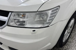valkoinen Dodge Journey 2010 kuva 23.