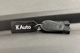 valkoinen Dodge Journey 2010 kuva 40.