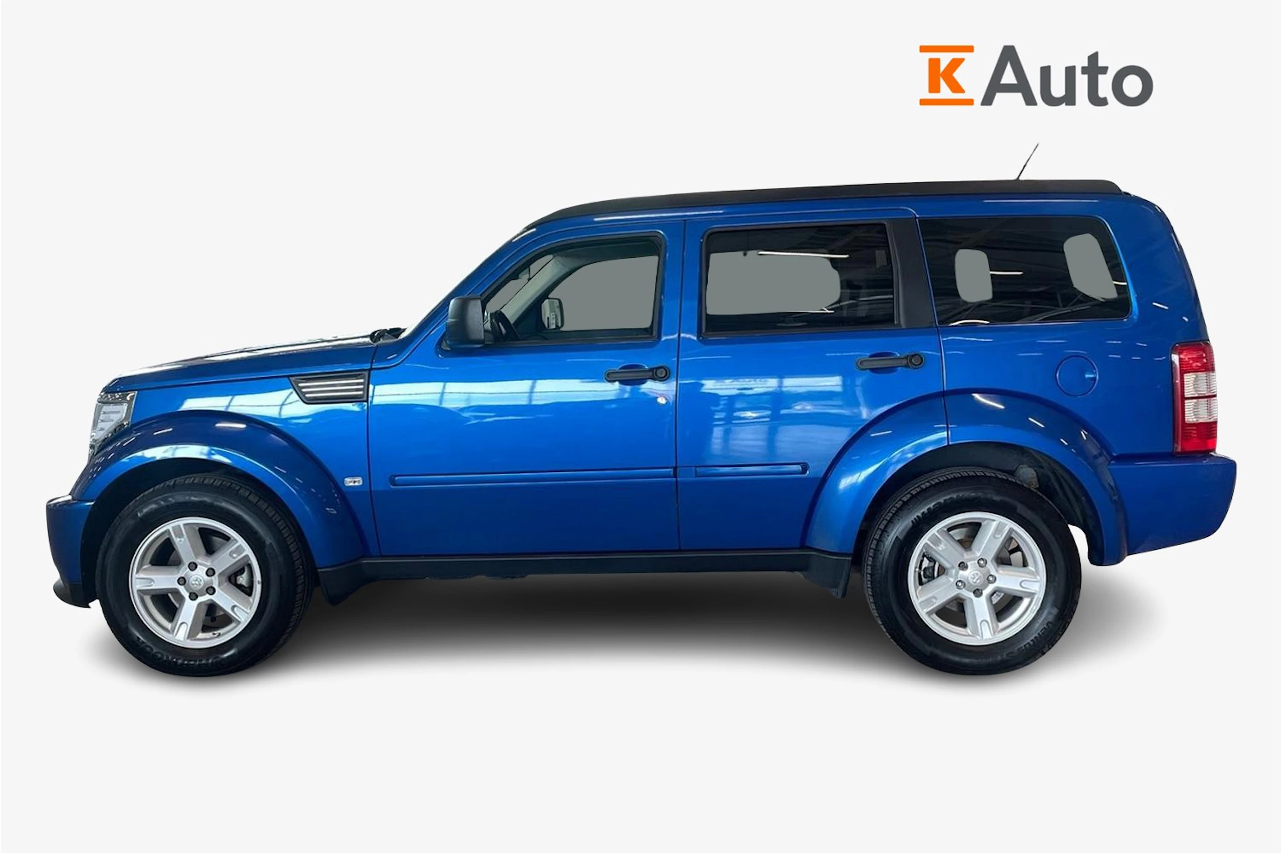 sininen Dodge Nitro 2010 kuva 5.