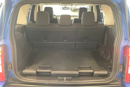 sininen Dodge Nitro 2010 kuva 21.