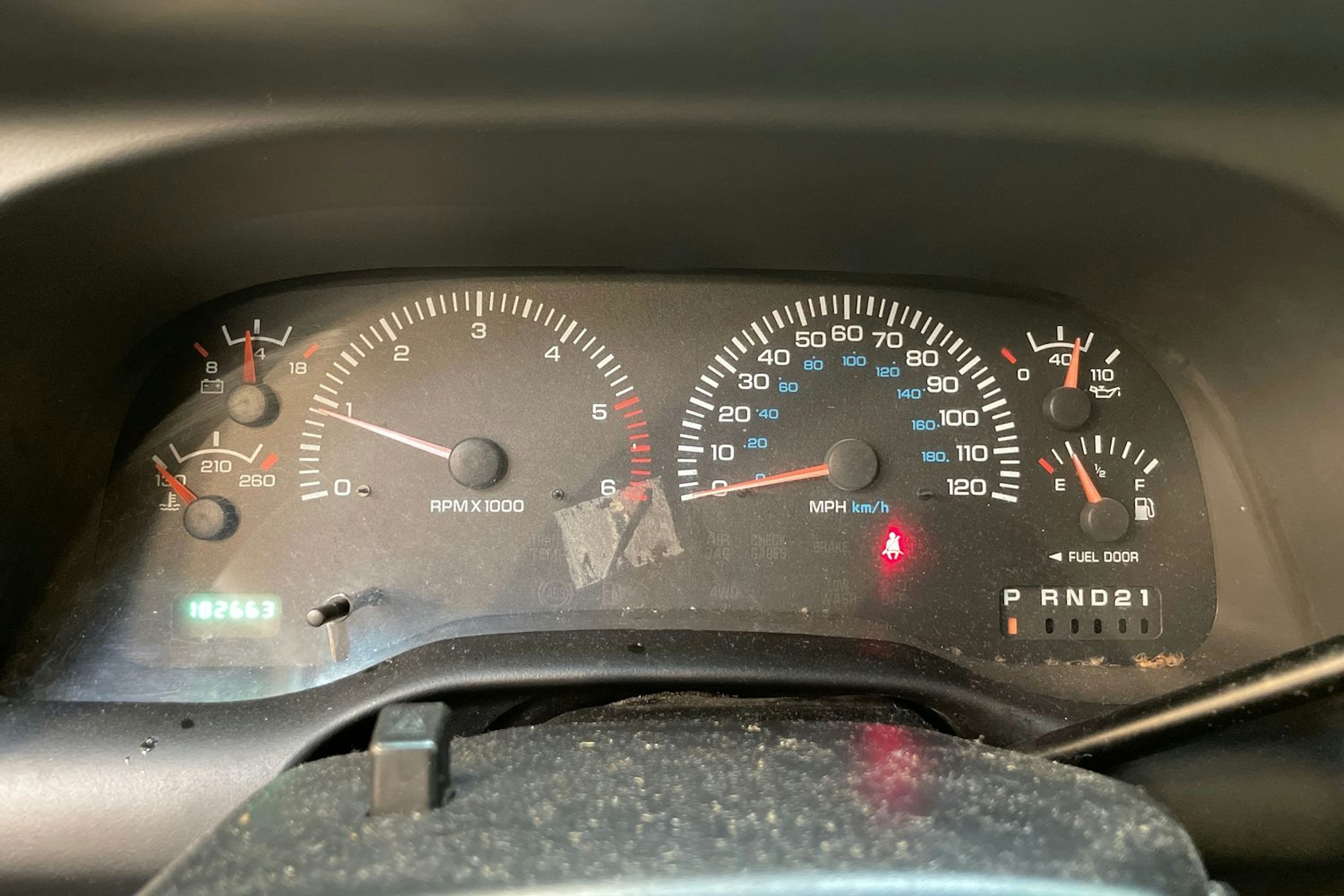 punainen Dodge RAM 2001 kuva 19.