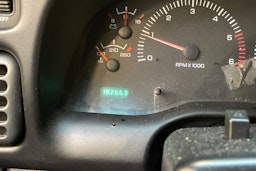 punainen Dodge RAM 2001 kuva 20.