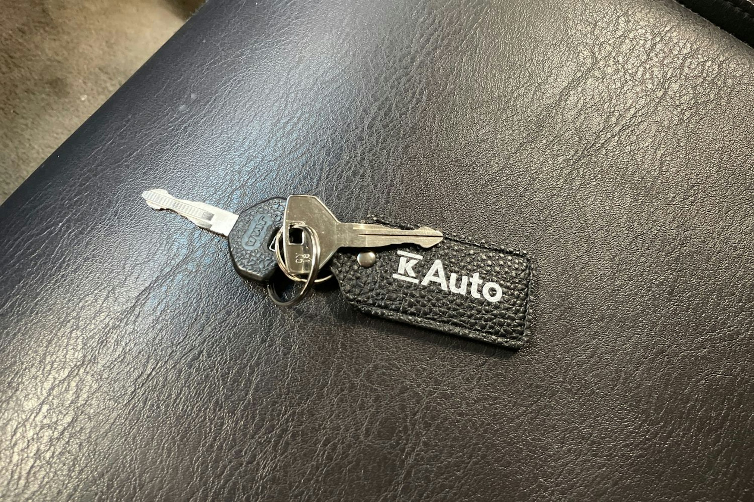 punainen Dodge RAM 2001 kuva 22.