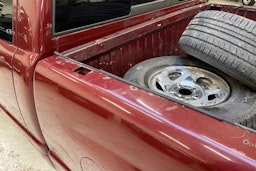 punainen Dodge RAM 2001 kuva 37.