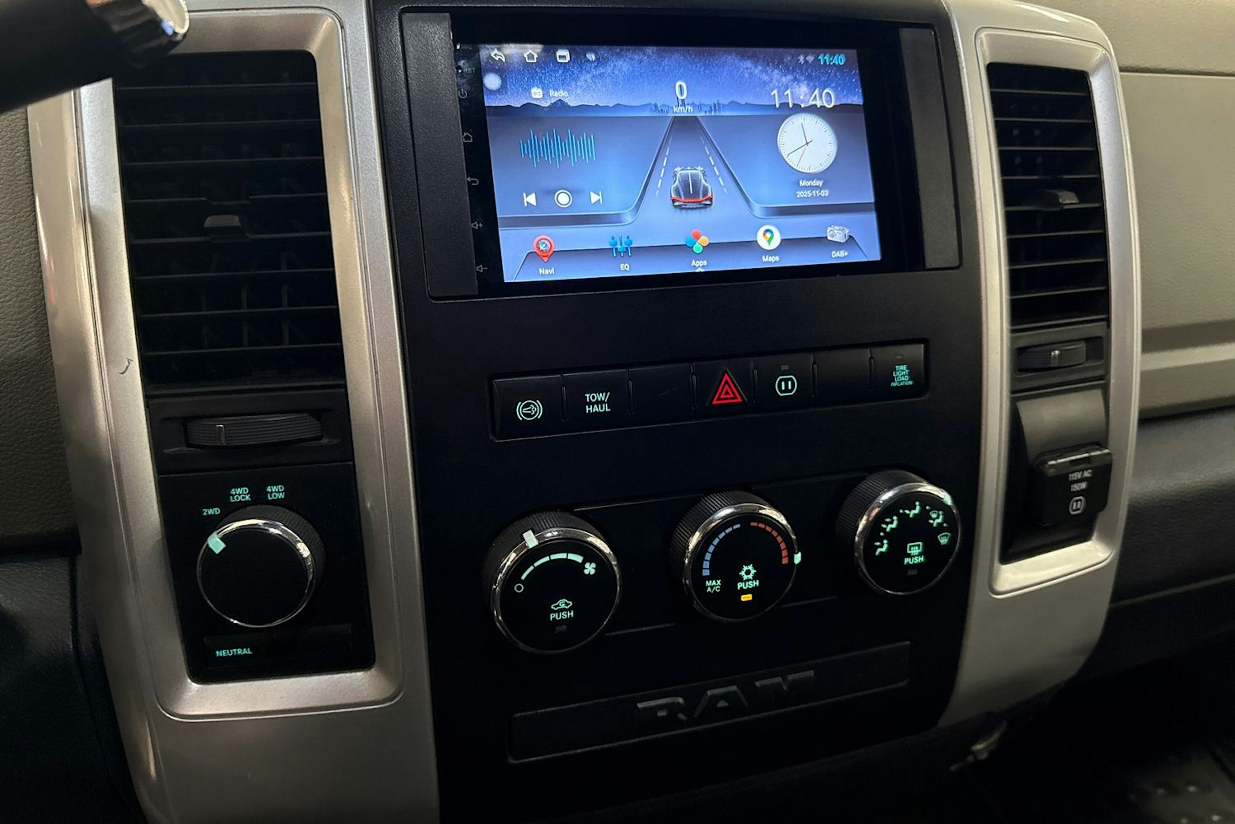 harmaa Dodge RAM 2011 kuva 18.