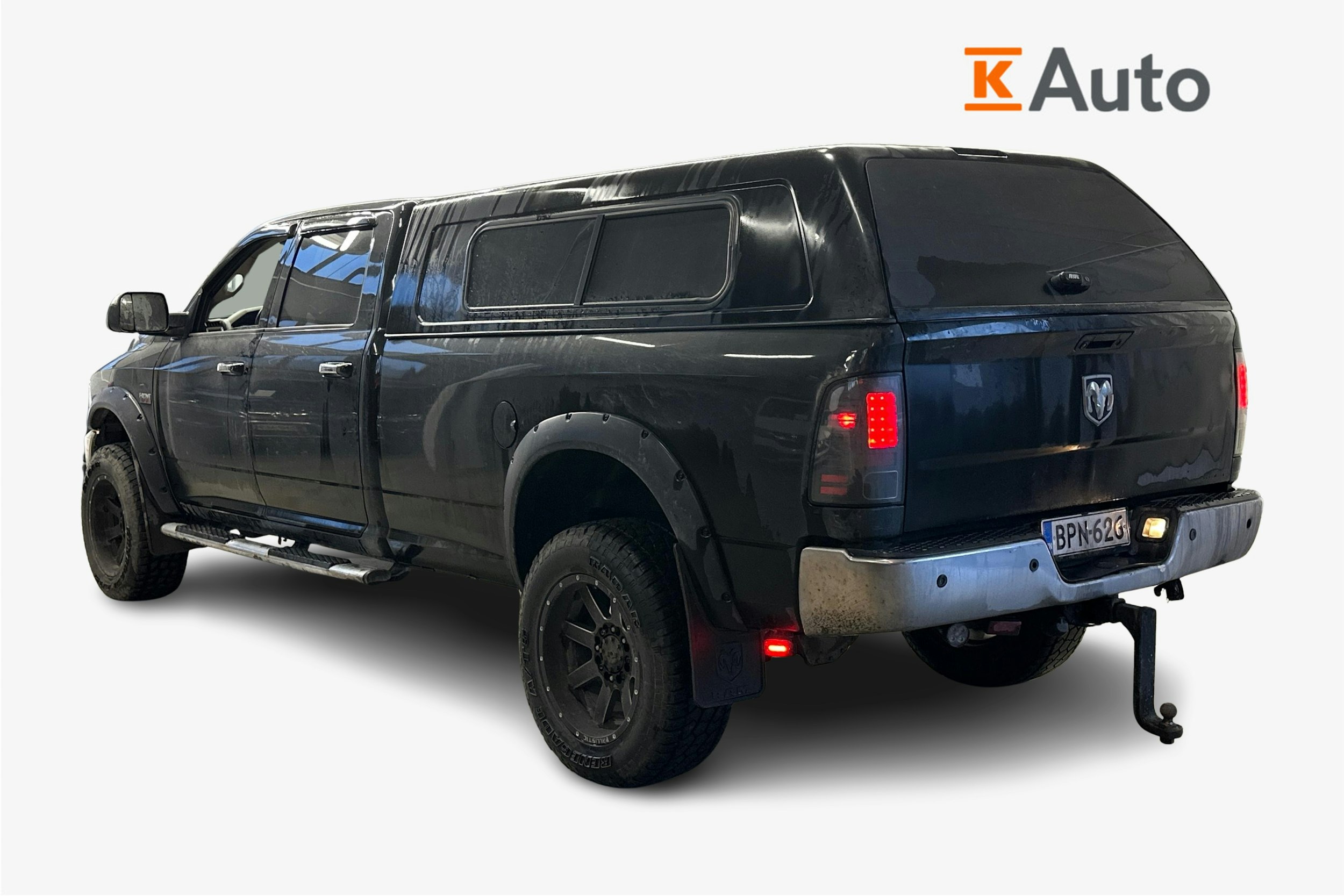 musta Dodge RAM 2012 kuva 2.