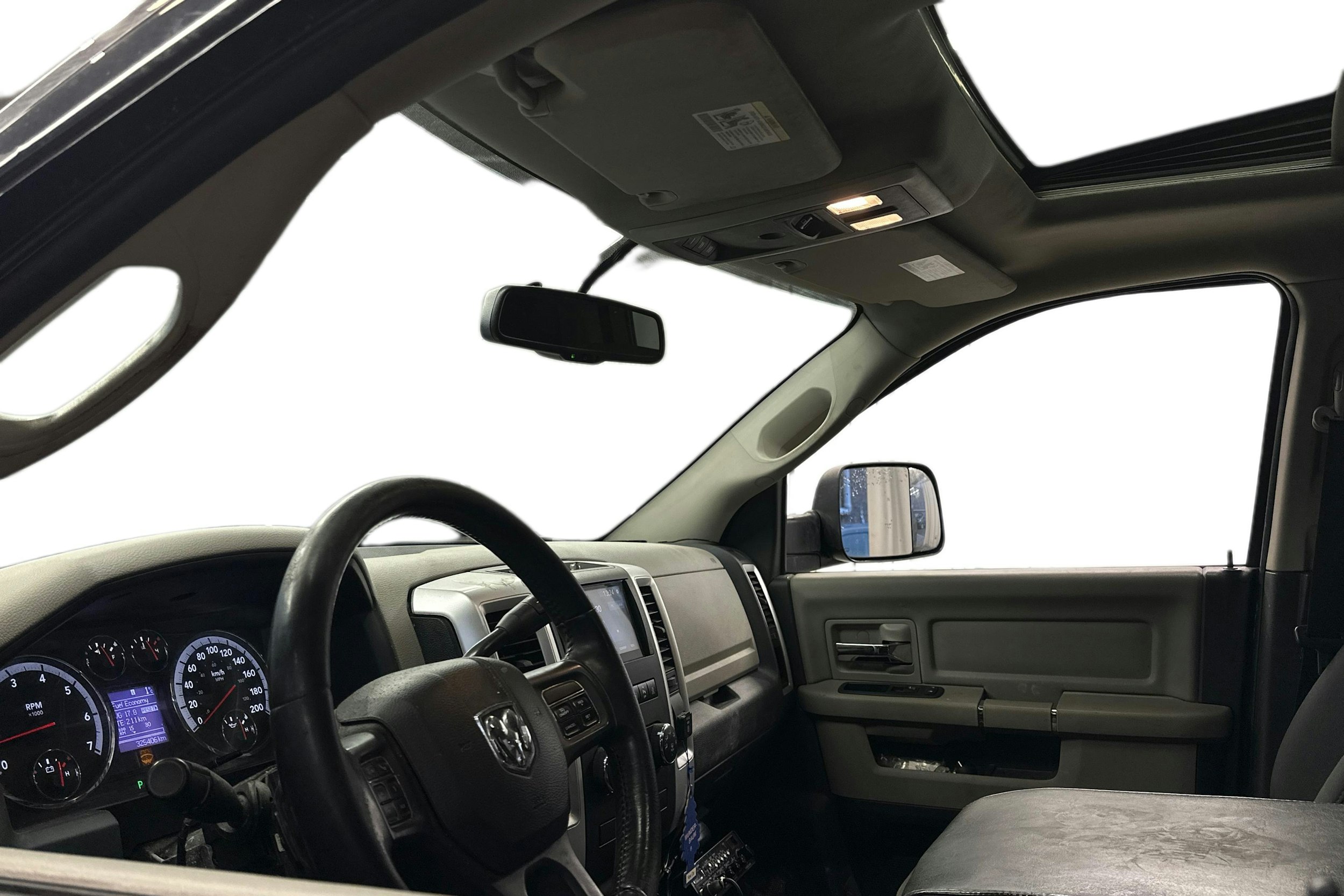 musta Dodge RAM 2012 kuva 3.